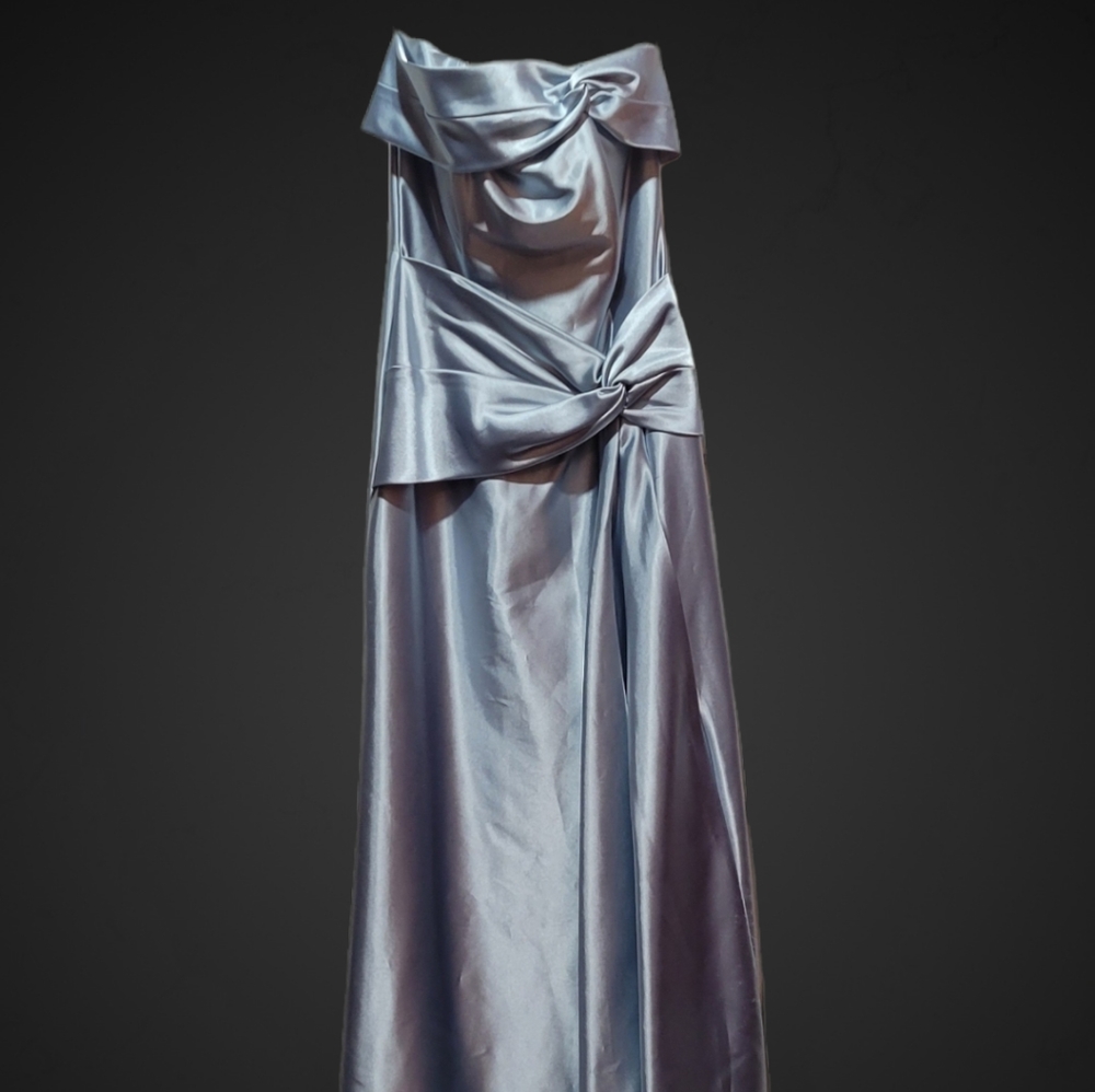 XS Formal Maxi strapless dress, baby blue